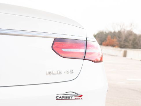 Used 2019 Mercedes-Benz GLE 43 AMG 4MATIC w/ Premium 3 Package image 50
