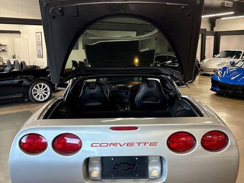Used 2004 Chevrolet Corvette Coupe w/ Preferred Equipment Group image 48