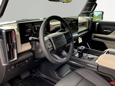 New 2026 GMC Hummer EV SUV AWD/4WD image 9