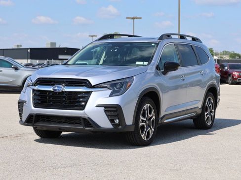 Used 2024 Subaru Ascent Limited w/ Technology Package AWD/4WD image 6