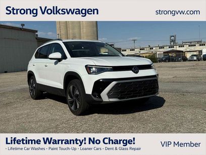 New 2025 Volkswagen Taos SE