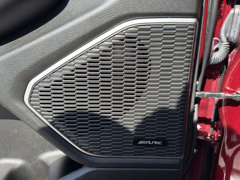 Used 2024 Jeep Grand Cherokee Limited w/ Luxury Tech Group II AWD/4WD image 14