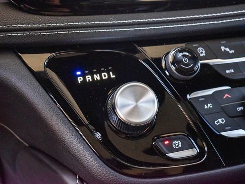 New 2026 Chrysler Pacifica Limited w/ S Appearance Package image 14