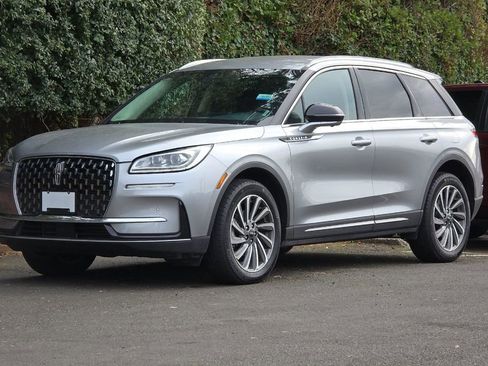 Used 2024 Lincoln Corsair Reserve w/ Equipment Group 201A AWD/4WD image 7