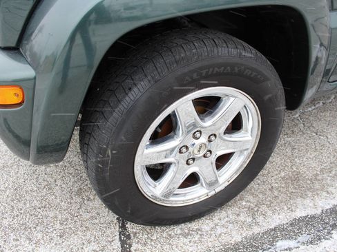 Used 2003 Jeep Liberty Limited image 10