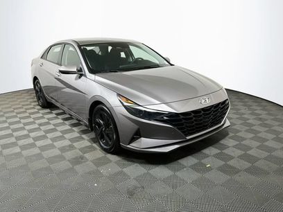 Used 2023 Hyundai Elantra SEL