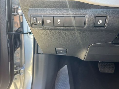 New 2026 Toyota Corolla SE FWD image 18