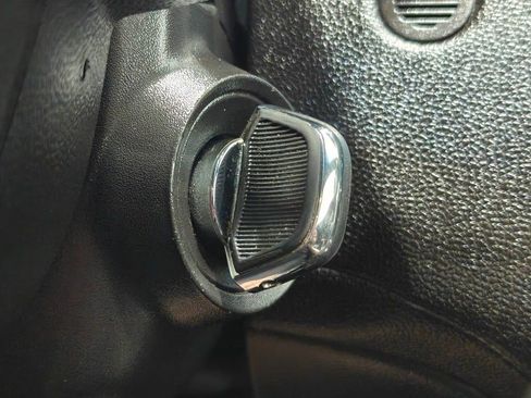 Used 2011 Cadillac CTS Premium image 13