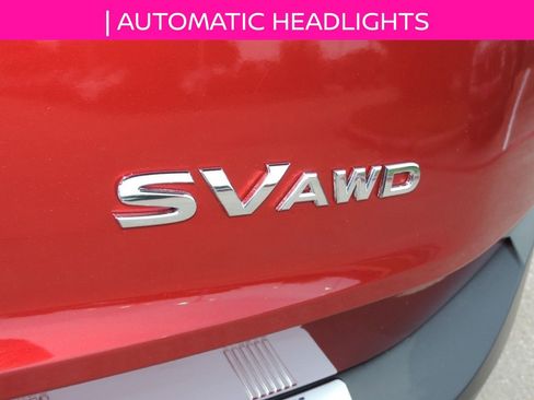 Used 2023 Nissan Rogue SV AWD/4WD image 12