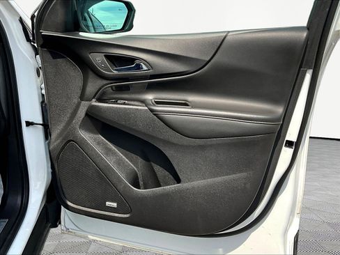 Used 2022 Chevrolet Equinox Premier FWD image 28