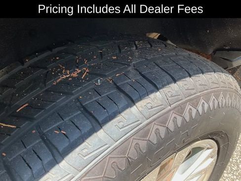 Used 2021 GMC Yukon XL Denali AWD/4WD image 11