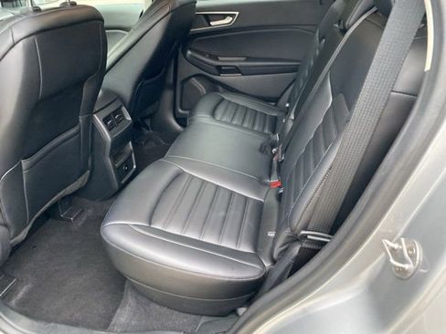 Used 2024 Ford Edge SEL AWD/4WD image 19