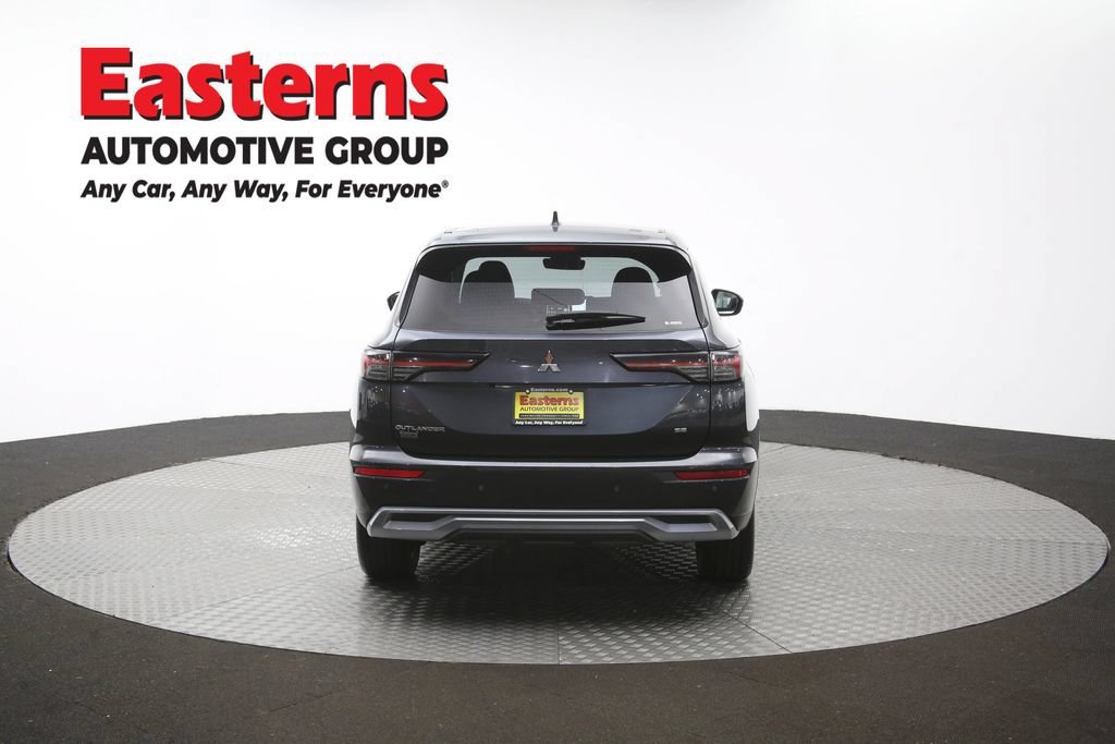Used 2025 Mitsubishi Outlander SE AWD/4WD image 38
