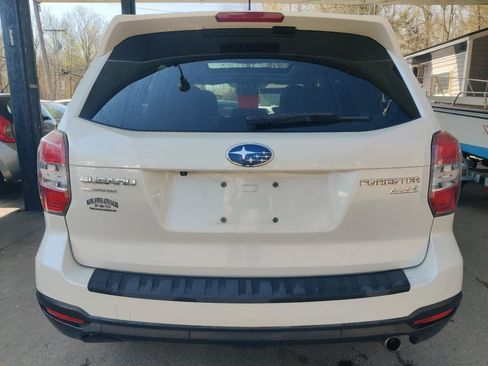 Used 2014 Subaru Forester 2.5i Limited AWD/4WD image 5