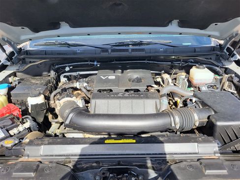 Used 2023 Nissan Frontier PRO-4X w/ Technology Package image 30