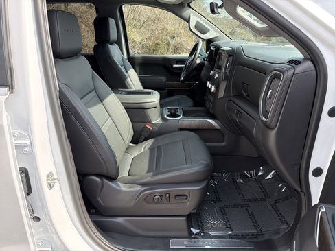 Used 2021 GMC Sierra 1500 Denali w/ Denali Ultimate Package image 16