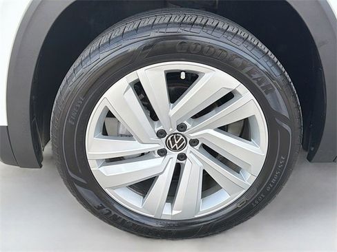Used 2021 Volkswagen Atlas SEL image 42