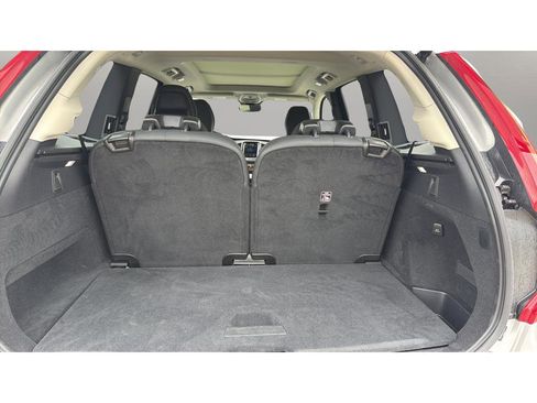 Used 2023 Volvo XC90 T8 Plus AWD/4WD image 12
