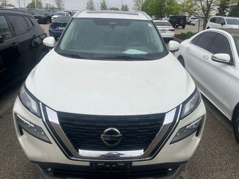 Used 2021 Nissan Rogue SL w/ Premium Package AWD/4WD image 2