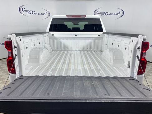 Certified 2023 Chevrolet Silverado 1500 LT AWD/4WD image 26