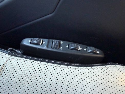 Used 2012 Mercedes-Benz G 550 G 550 AWD 4MATIC 4dr SUV image 44