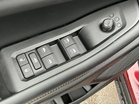 New 2026 Jeep Grand Cherokee Altitude AWD/4WD image 16