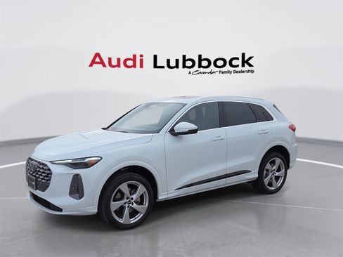 Certified 2025 Audi Q5 Premium Plus w/ Premium Plus image 5