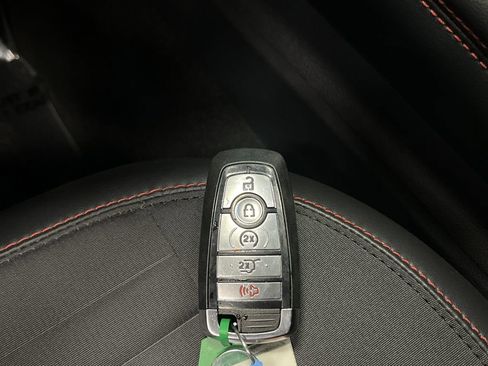 Used 2025 Ford Explorer ST-Line w/ Premium Package image 32