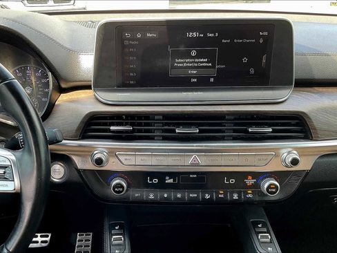 Used 2020 Kia Telluride SX image 3