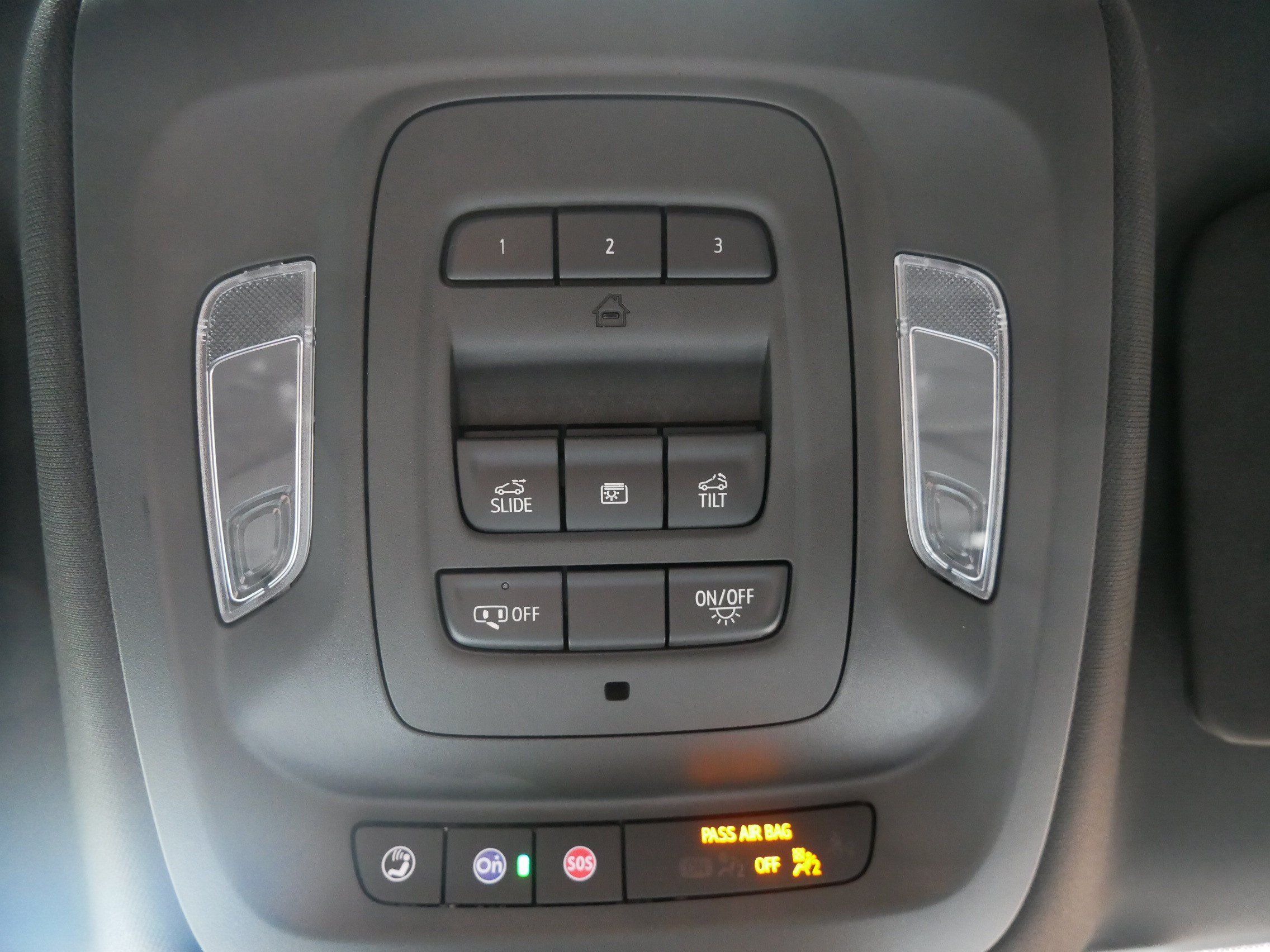Certified 2025 Cadillac CT5 Sport w/ Sun And Sound Package AWD/4WD image 22