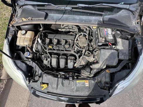Used 2012 Ford Focus SEL FWD image 44