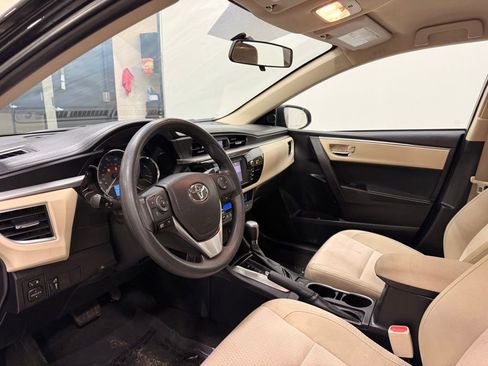 Used 2015 Toyota Corolla LE image 11