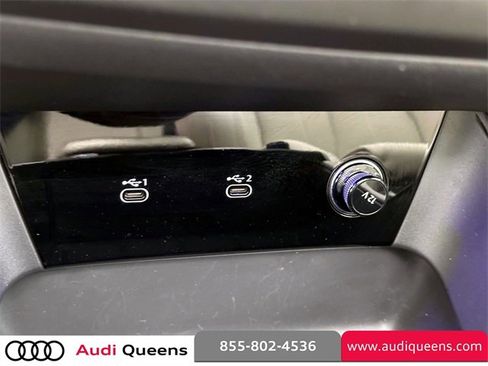 Used 2025 Audi Q6 e-tron Premium Plus image 25