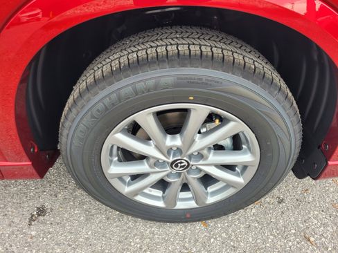 New 2025 MAZDA CX-5 AWD 2.5 S w/ Preferred Package image 19