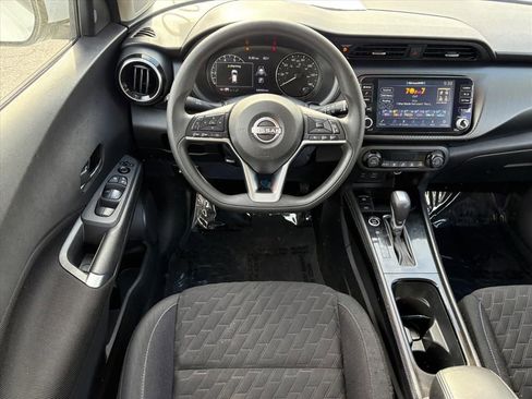 Used 2022 Nissan Kicks SV FWD image 20