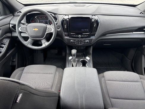 Certified 2023 Chevrolet Traverse LT FWD image 13
