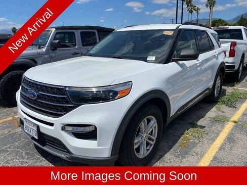 Used 2020 Ford Explorer XLT w/ Equipment Group 202A RWD image 4