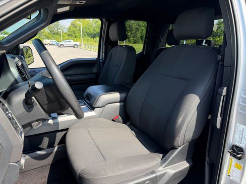 Used 2016 Ford F150 XLT w/ Equipment Group 302A Luxury RWD image 5