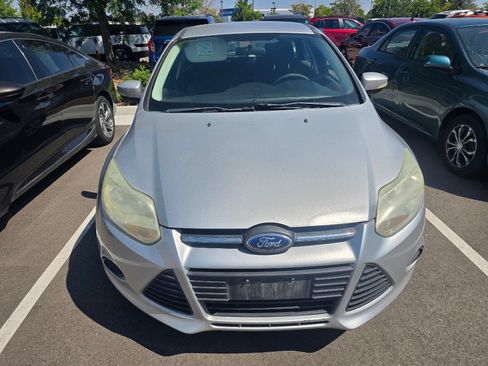 Used 2013 Ford Focus SE FWD image 7