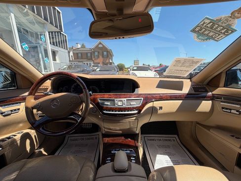 Used 2012 Mercedes-Benz S 550 4MATIC image 17