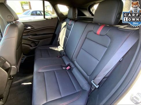 Used 2024 Chevrolet Trax RS w/ Sunroof Package FWD image 23