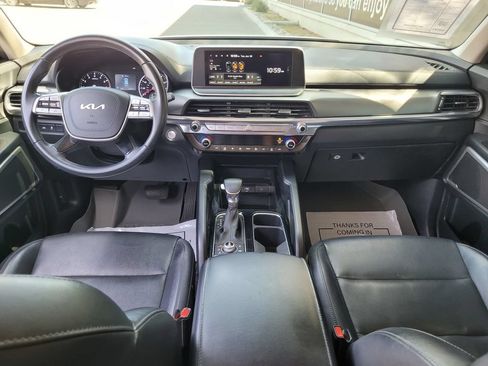 Used 2022 Kia Telluride LX AWD/4WD image 18