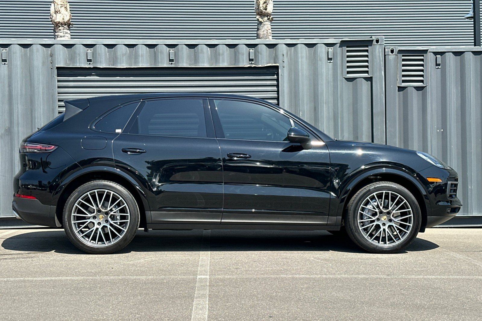 Certified 2023 Porsche Cayenne AWD/4WD image 9