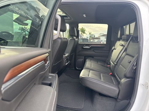 Used 2024 GMC Sierra 2500 Denali w/ Denali Reserve Package image 13