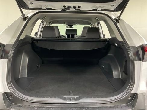 Used 2024 Toyota RAV4 XLE image 31