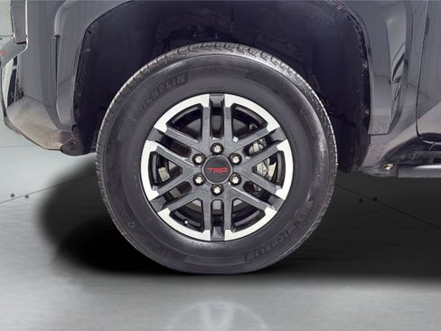 Used 2025 Toyota Tacoma TRD Sport w/ TRD Sport Premium Package AWD/4WD image 35