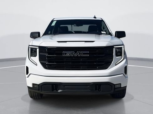 New 2026 GMC Sierra 1500 Elevation w/ LPO, Elevation Black Package AWD/4WD image 4