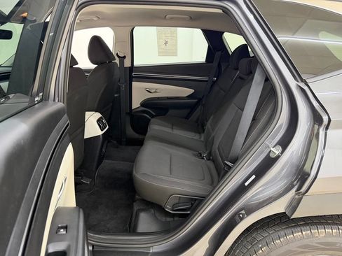 Used 2022 Hyundai Tucson SEL AWD/4WD image 16