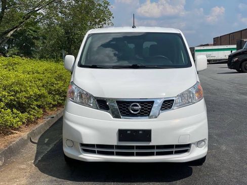 Used 2014 Nissan NV200 SV w/ Technology Package FWD image 3