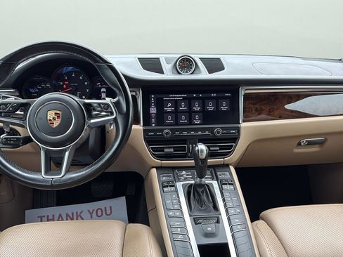 Used 2020 Porsche Macan AWD/4WD image 21